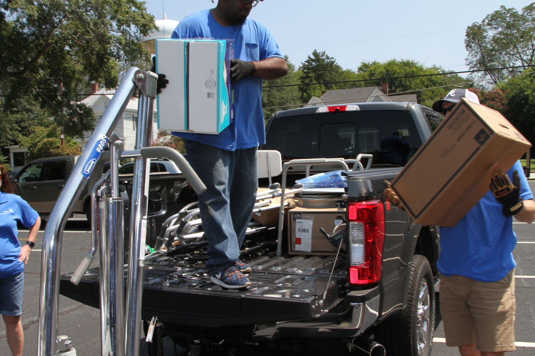 Henry Rotary holds medical equipment collection